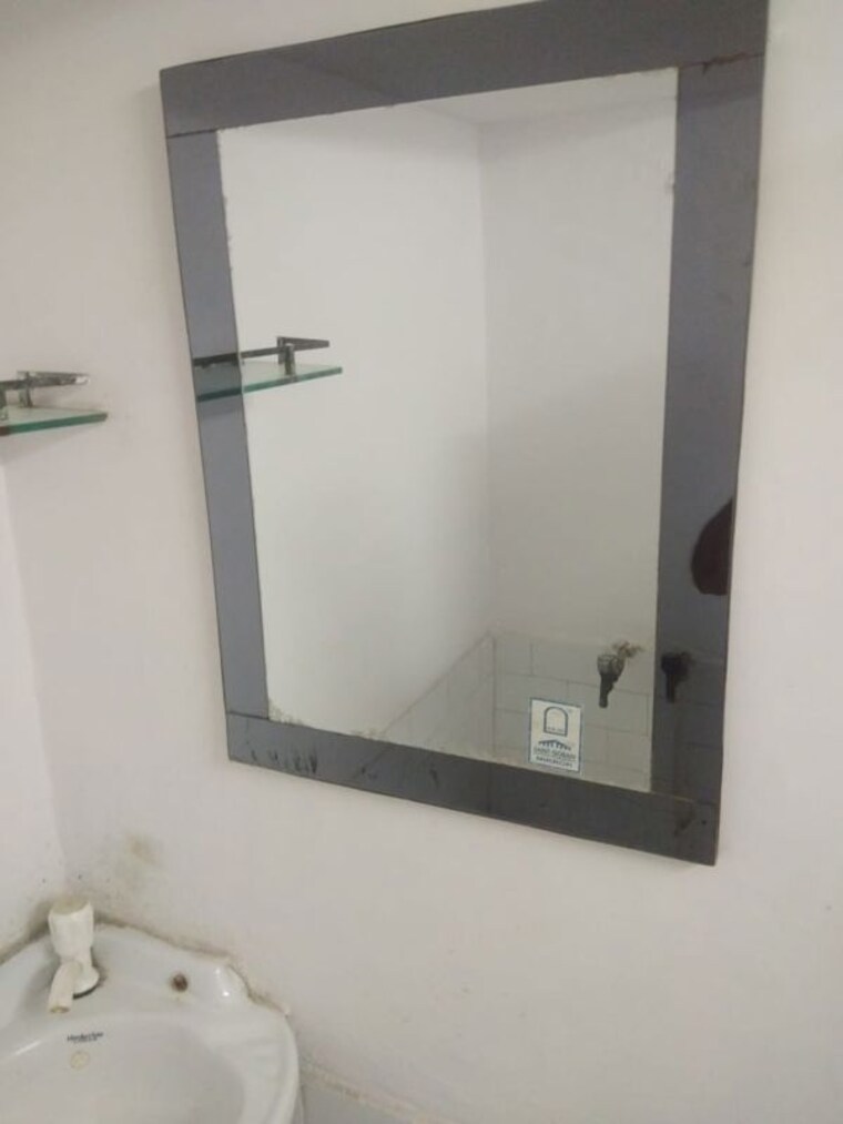 Room, rwa-apartments-sector-29 1 RK 550 Sq.Ft. Apartment In Sector 29 Noida 10536399