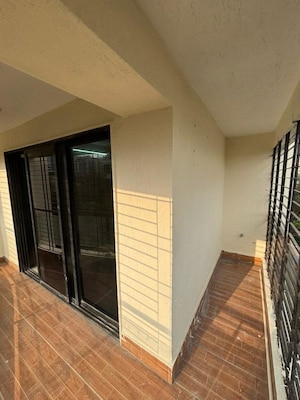 Room in 3 BHK Apartment at Devki Nagar – for Rent