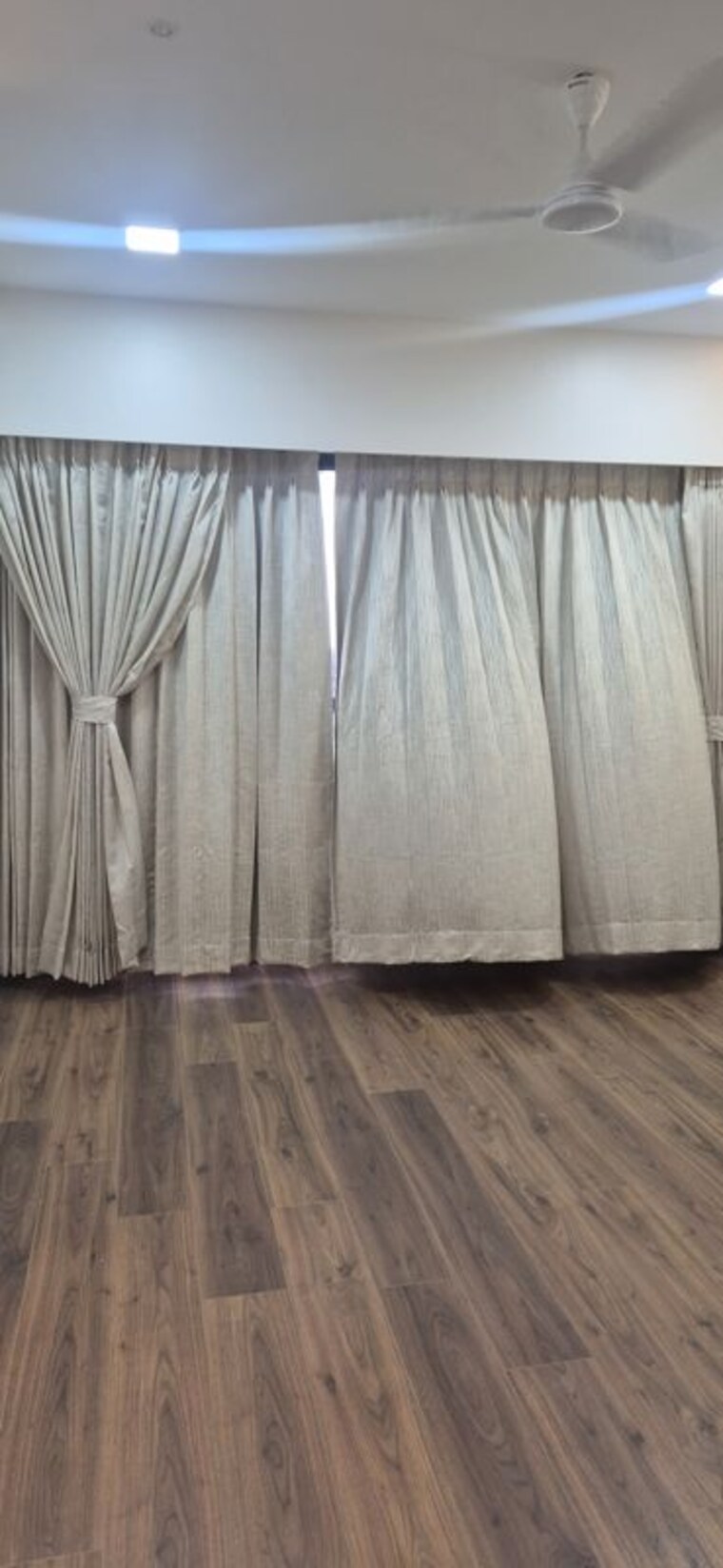 Bedroom, kalpataru-magnus 5 Bedroom 1800 Sq.Ft. Apartment In Bandra East Mumbai 10536441