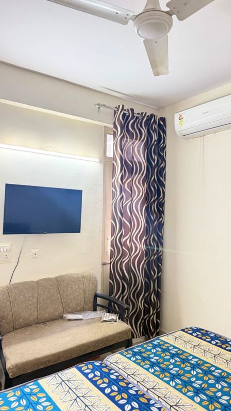 Room, vip road 1 Bedroom 456 Sq.Ft. Apartment In Vip Road Zirakpur 10536445