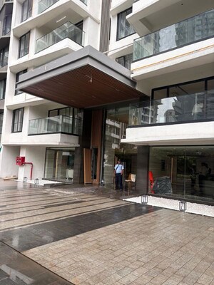 5 BHK Apartment – Exterior View View at Kalpataru Magnus, Bandra East - for Rent