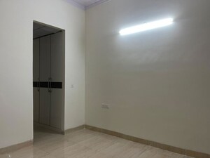 Room in 2.5 BHK Apartment at Gaur Sportswood, Sector 79 – for Rent