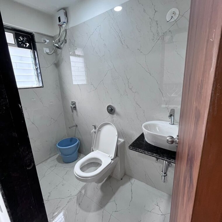 Bathroom, deraiya-classico 1 Bedroom 400 Sq.Ft. Apartment In Kurla East Mumbai 10536465