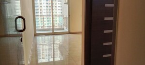 Room in 2.5 BHK Apartment at Gaur Sportswood, Sector 79 – for Rent