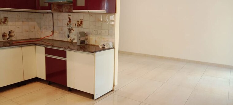 Kitchen, gaur-sportswood 2.5 Bedroom 1690 Sq.Ft. Apartment In Sector 79 Noida 10536462