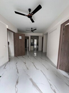 2.5 BHK + Prayer Room,Servant Room Apartment For Rent in M3M Soulitude