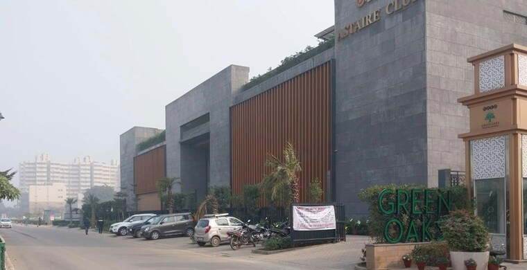 Exterior View, bptp-green-oaks 2 Bedroom 1250 Sq.Ft. Apartment In Sector 70a Gurgaon 10536479
