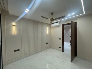 Living Room in 2 BHK Apartment at BPTP Green Oaks, Sector 70a – for Rent