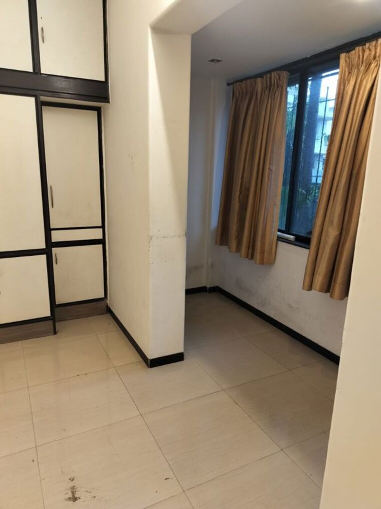 Tv Room, hill-road-chs 2 Bedroom 800 Sq.Ft. Apartment In Bandra West Mumbai 10536489