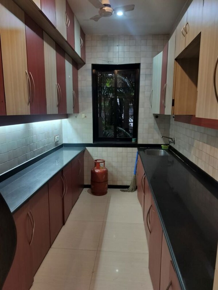 Kitchen, hill-road-chs 2 Bedroom 800 Sq.Ft. Apartment In Bandra West Mumbai 10536489