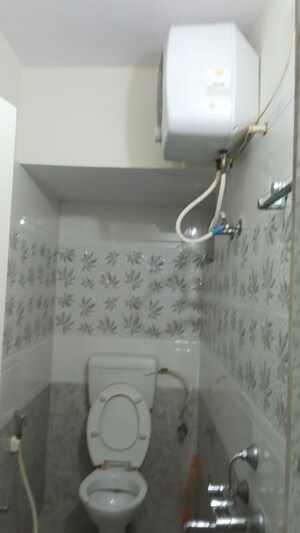 Bathroom in 1 BHK Builder Floor at Ejipura – for Rent