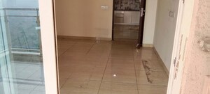Room in 2.5 BHK Apartment at Gaur Sportswood, Sector 79 – for Rent