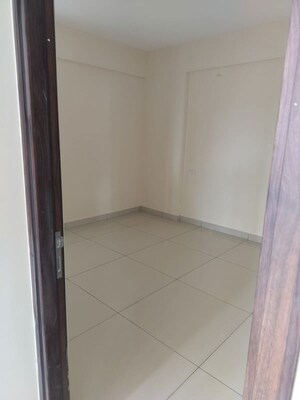 Room in 3 BHK Apartment at PSR Vanasree, Sarjapur Road – for Sale