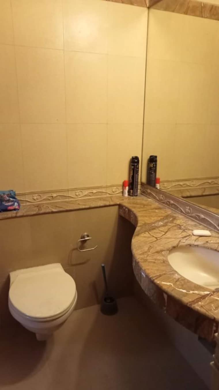 Bathroom, raheja-tipco-heights 3 Bedroom 1500 Sq.Ft. Apartment In Malad East Mumbai 10531804