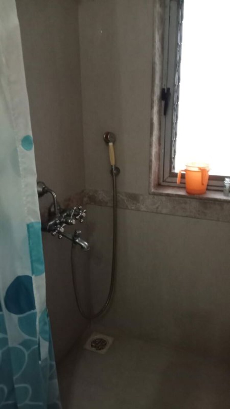 Bathroom, raheja-tipco-heights 3 Bedroom 1500 Sq.Ft. Apartment In Malad East Mumbai 10531804