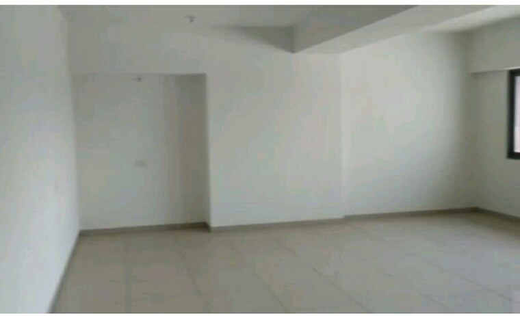 Room, navrangpura Commercial Office Space 946 Sq.Ft. In Navrangpura Ahmedabad 10536451
