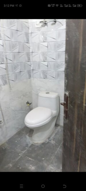 Bathroom in 1 BHK Builder Floor at Govindpuri – for Rent