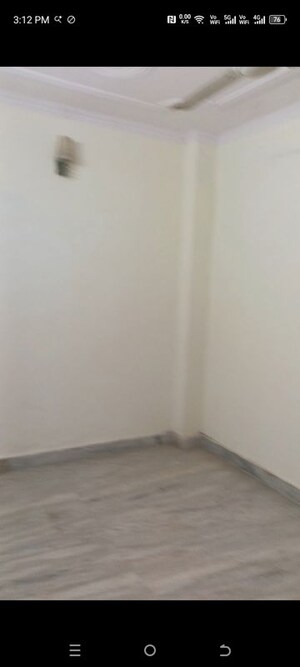 Room in 1 BHK Builder Floor at Govindpuri – for Rent