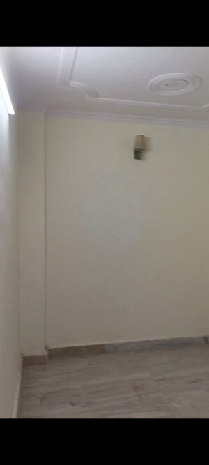 1 BHK Builder Floor For Rent in Govindpuri