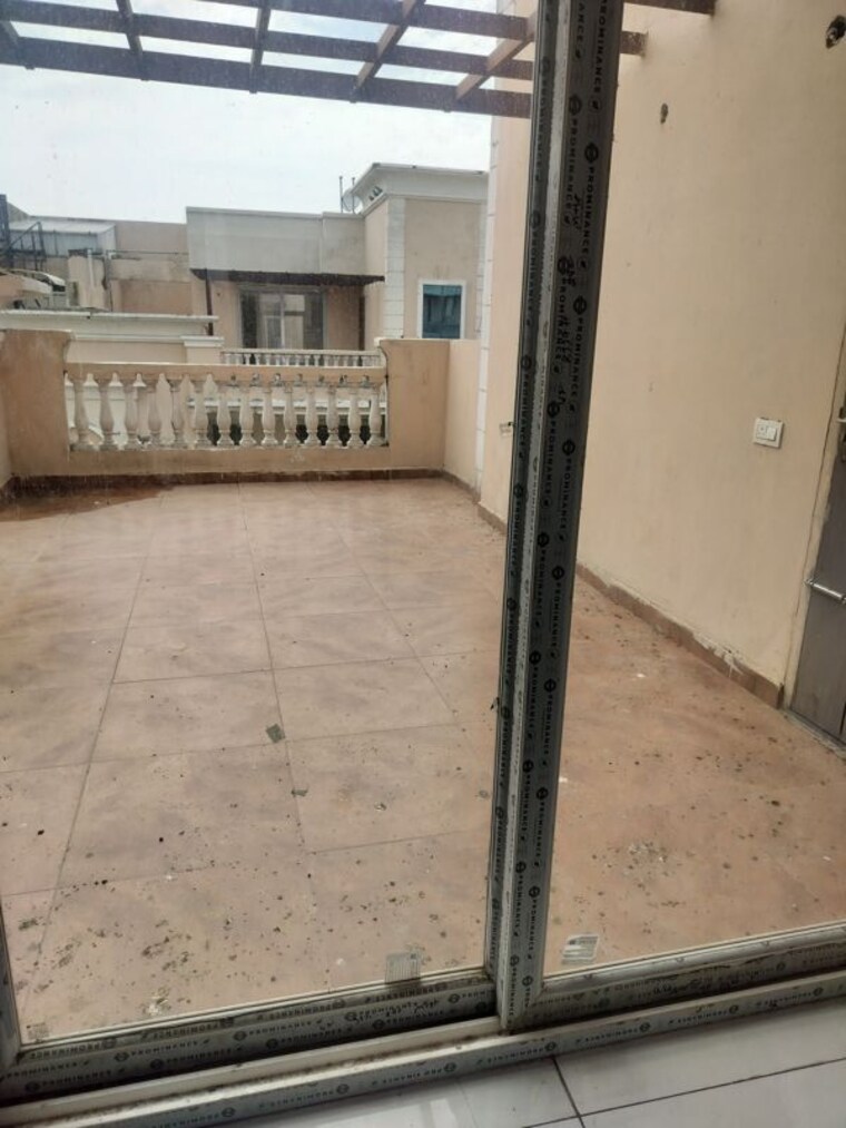 Balcony, pabhat 3 Bedroom 1400 Sq.Ft. Independent House In Pabhat Zirakpur 10536535