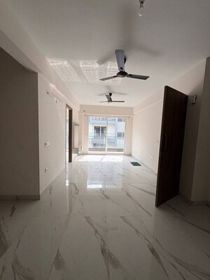 Room in 3 BHK Apartment at M3M Soulitude, Sector 89 – for Sale