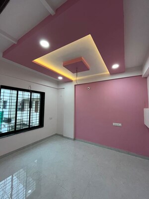 Room in 2 BHK Apartment at Manish Nagar – for Sale