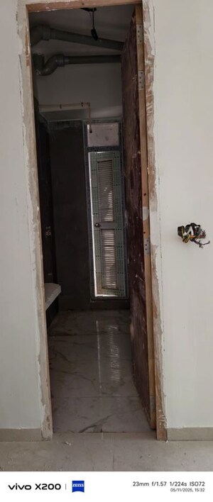 Building Lobby in 3 BHK Apartment at Ruparel Palacio Phase 1, Kandivali West – for Sale