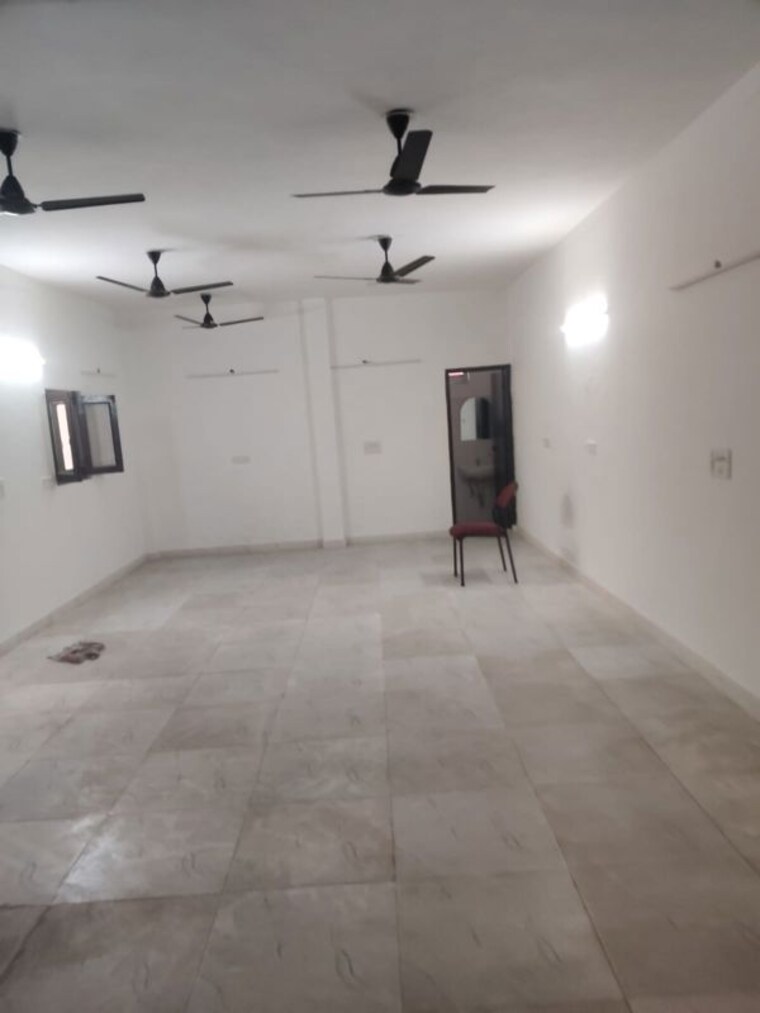 Team Area, yusuf sarai Commercial Office Space 700 Sq.Ft. In Yusuf Sarai Delhi 10536617