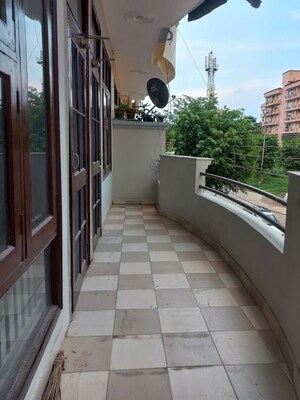 Balcony in  Pg at Kharar – for Rent