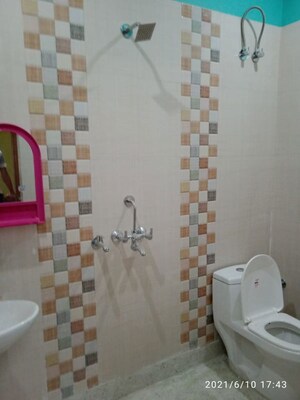 Bathroom in 1 BHK Independent House at Sector 7 – for Rent