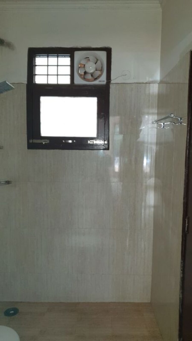 Room, sector 7 1 Bedroom 735 Sq.Ft. Independent House In Sector 7 Gurgaon 10536658