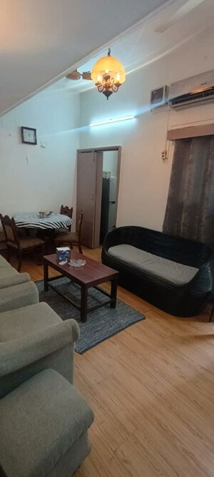 2 BHK Builder Floor For Rent in Kalkaji
