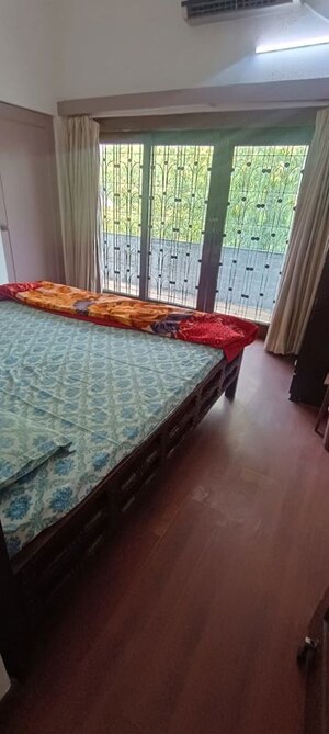 Bedroom in 2 BHK Builder Floor at Kalkaji – for Rent
