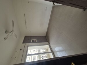 1 BHK Apartment For Rent in Nimbus The Hyde park, Sector 78