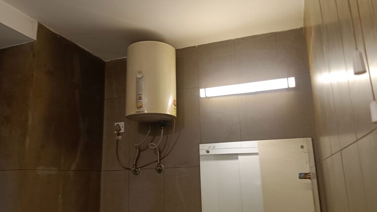 Bathroom, ireo-skyon 2 Bedroom 1302 Sq.Ft. Apartment In Sector 60 Gurgaon 10536701