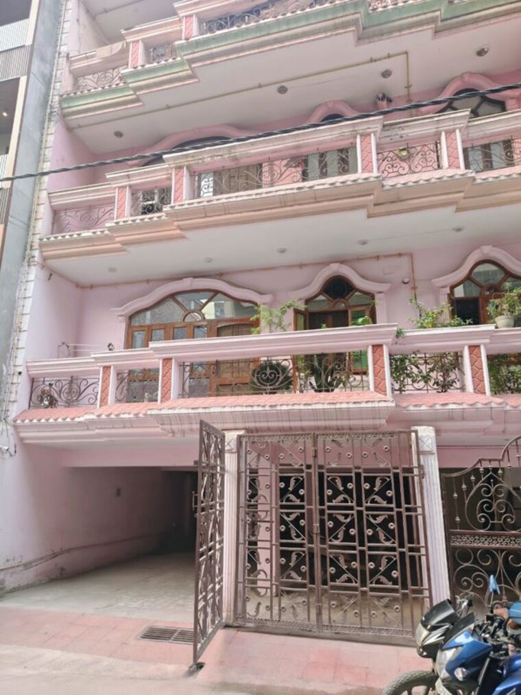 Exterior View, gagan vihar 3 Bedroom 200 Sq.Yd. Builder Floor In Gagan Vihar Delhi 10536725
