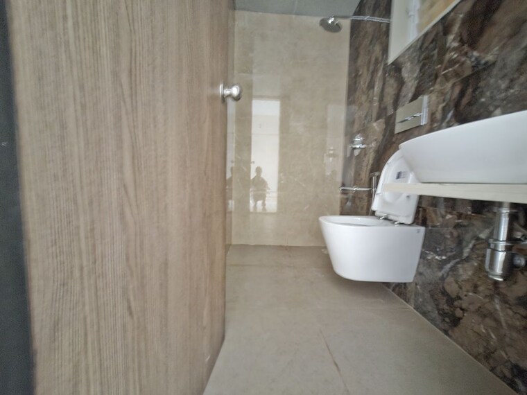 Bathroom, dosti-tulip 2 Bedroom 661 Sq.Ft. Apartment In Balkum Pada Thane 10536728