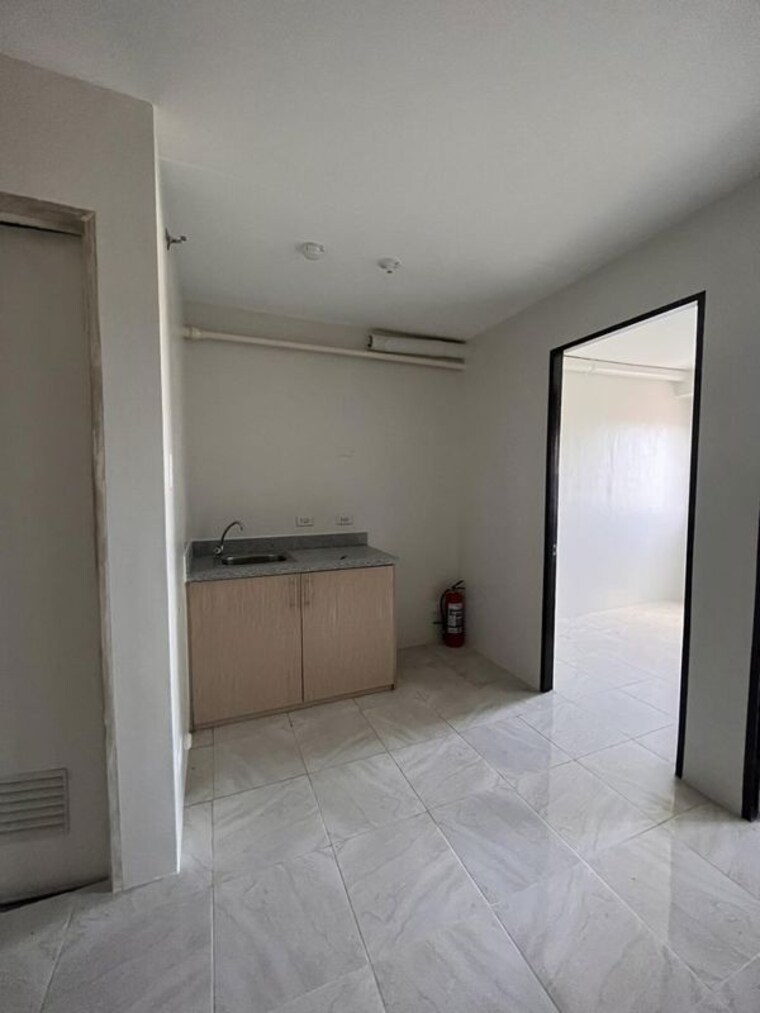 Room, bhandup west 3 Bedroom 1100 Sq.Ft. Apartment In Bhandup West Mumbai 10536739