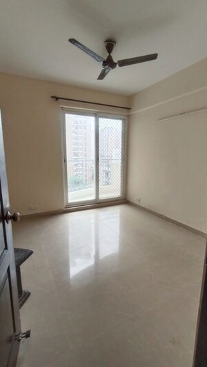 Room in 3 BHK Apartment at Aditya Celebrity Homes, Sector 76 – for Rent