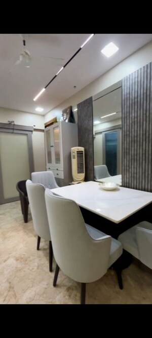 Team Area in 3 BHK Apartment at Om Ashish C.H.S, Malad West – for Sale