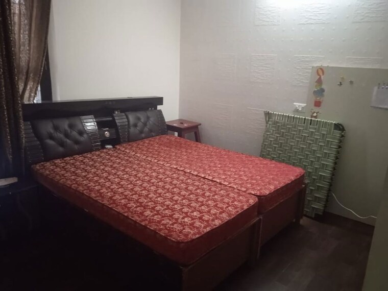 Bedroom, housing-board-colony-sector-7 1 Bedroom 1256 Sq.Ft. Independent House In Sector 7 Gurgaon 10536786