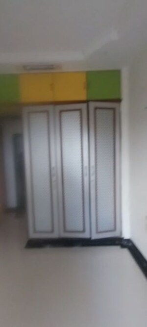 Room in 2 BHK Apartment at Juhu – for Rent