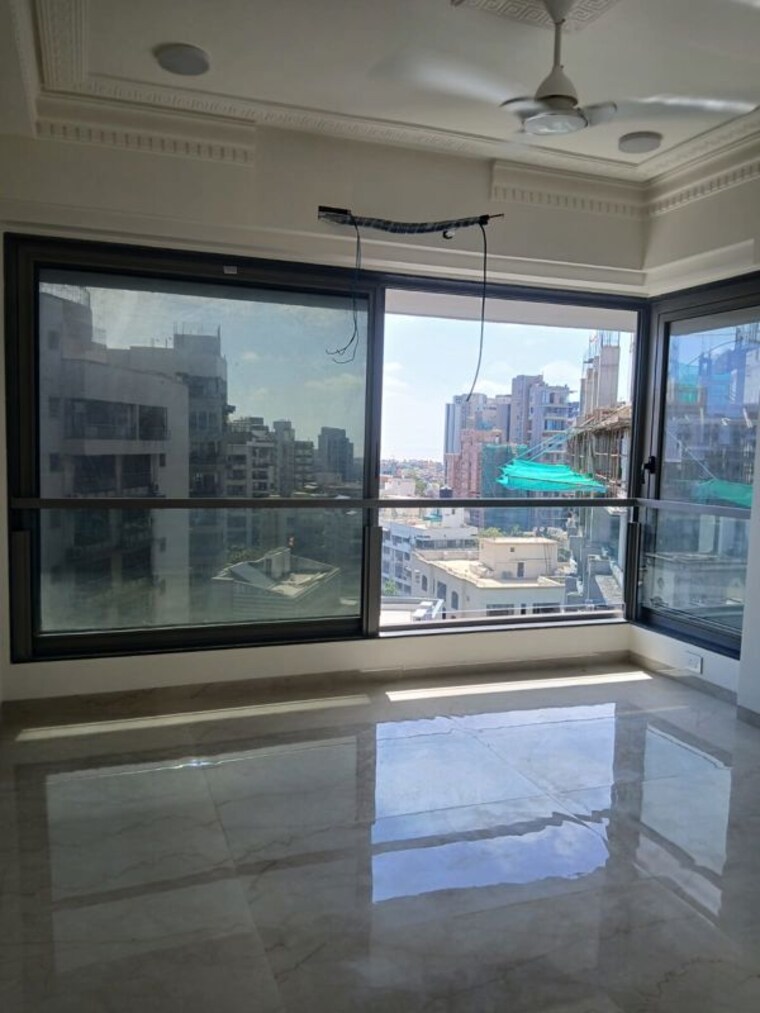  Parking, crest-link 3 Bedroom 950 Sq.Ft. Apartment In Khar West Mumbai 10536789