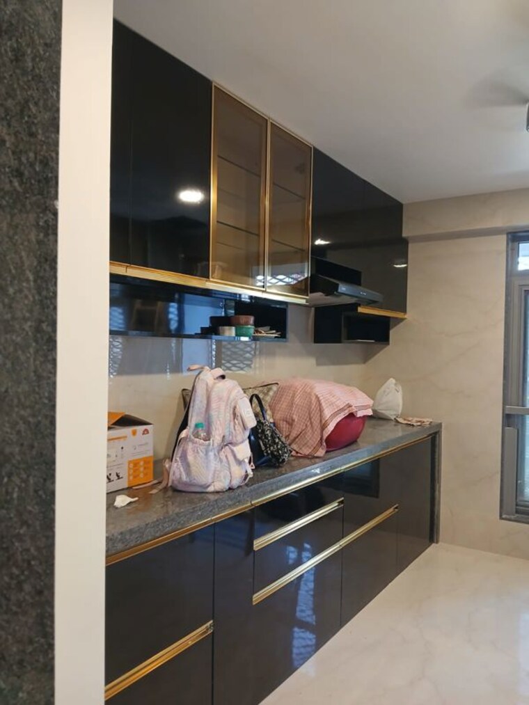 Kitchen, crest-link 3 Bedroom 950 Sq.Ft. Apartment In Khar West Mumbai 10536789