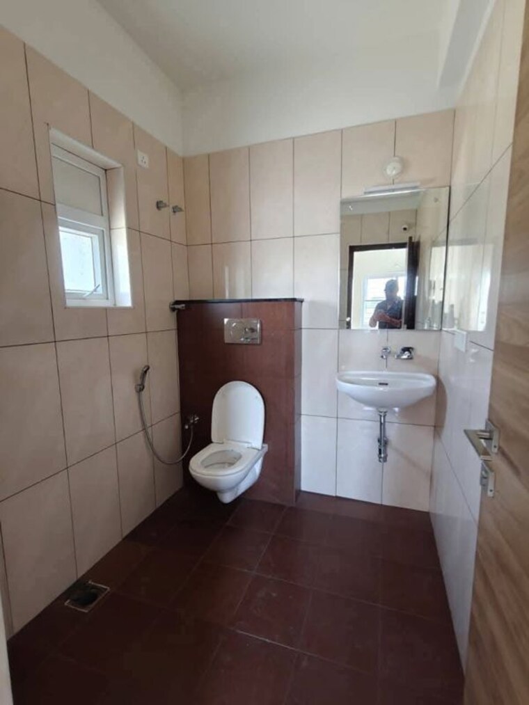 Bathroom, golden-tulip-kondapur 2 Bedroom 1500 Sq.Ft. Apartment In Kondapur Hyderabad 10536788