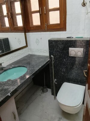 Kitchen in 3 BHK Builder Floor at Jungpura Extension – for Rent