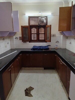 Kitchen in 3 BHK Builder Floor at Jungpura Extension – for Rent