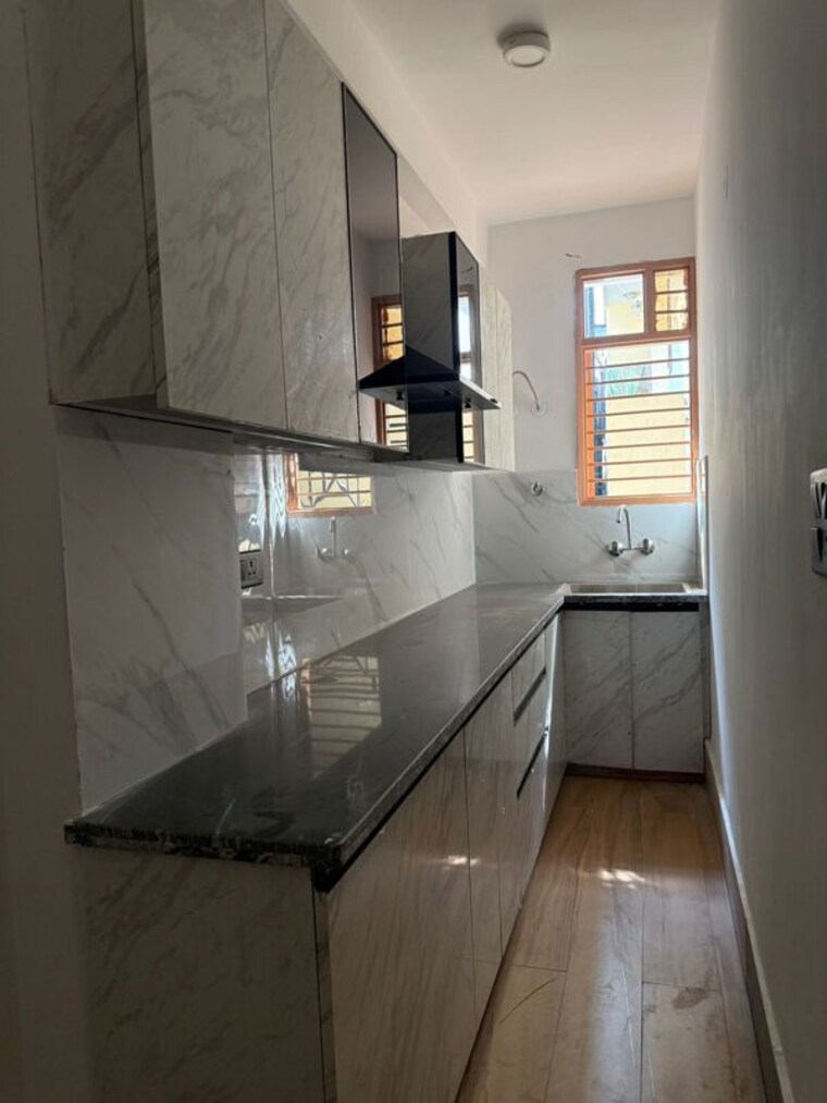 Kitchen, hauz rani 1 Bedroom 450 Sq.Ft. Builder Floor In Hauz Rani Delhi 10536822