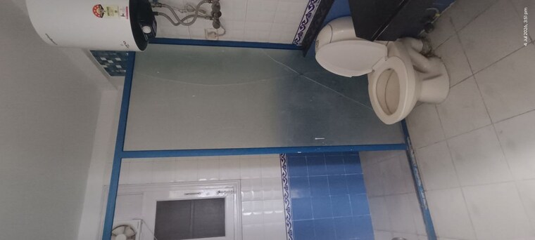 Bathroom, eros-woodbury-tower 3 Bedroom 1582 Sq.Ft. Apartment In Charmwood Village Faridabad 10536825