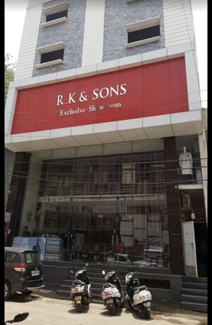  Showroom For Rent in Hari Bowli